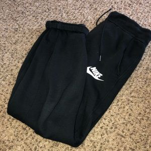 Nike joggers